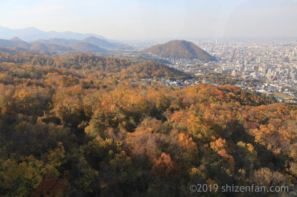 10月中旬の札幌藻岩山ロープウェイからの景色