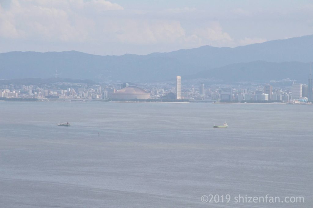 志賀島潮見公園展望台から望む百道浜、福岡ドーム、福岡タワー