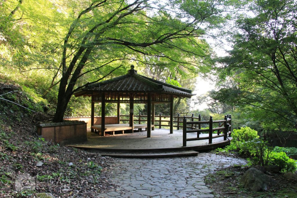 佐賀・清水の滝前の東屋
