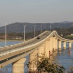 瀬崎陽の公園から望む角島大橋